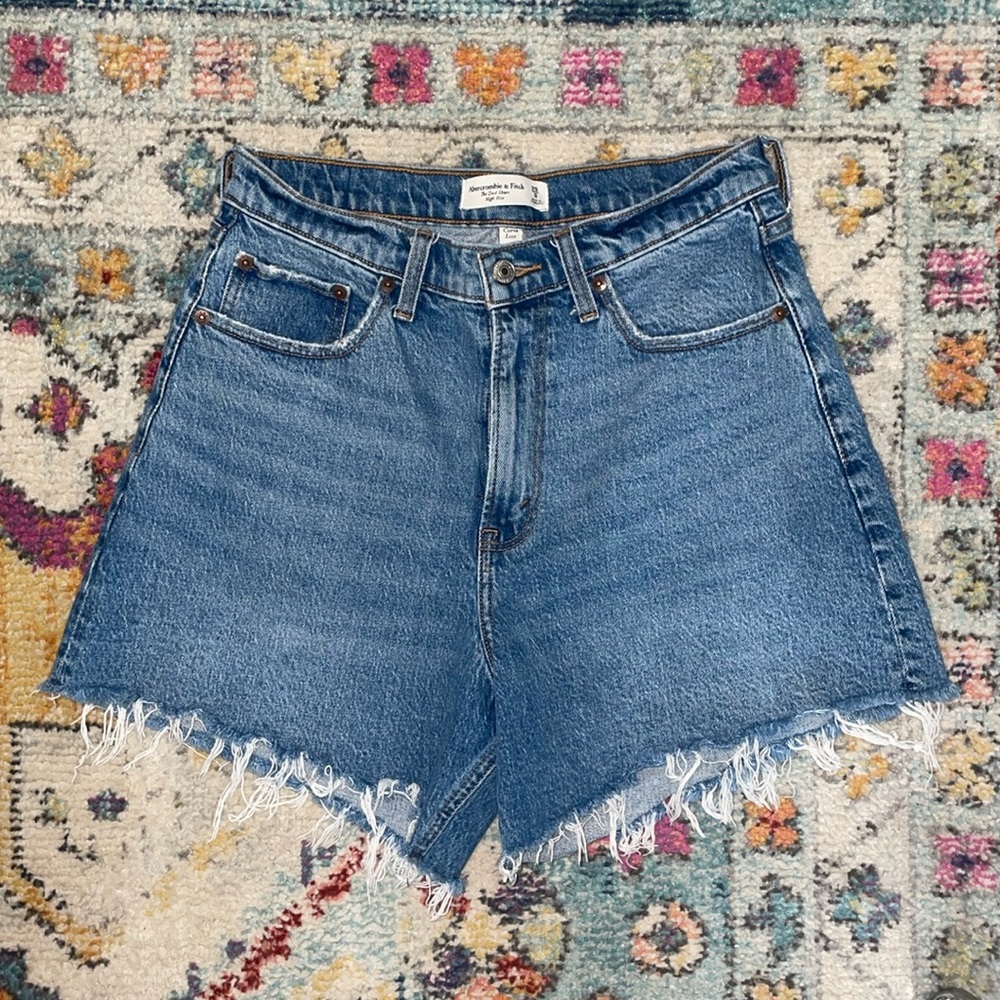 Abercrombie & Fitch Curve Love High Rise Dad Short size 29/8
